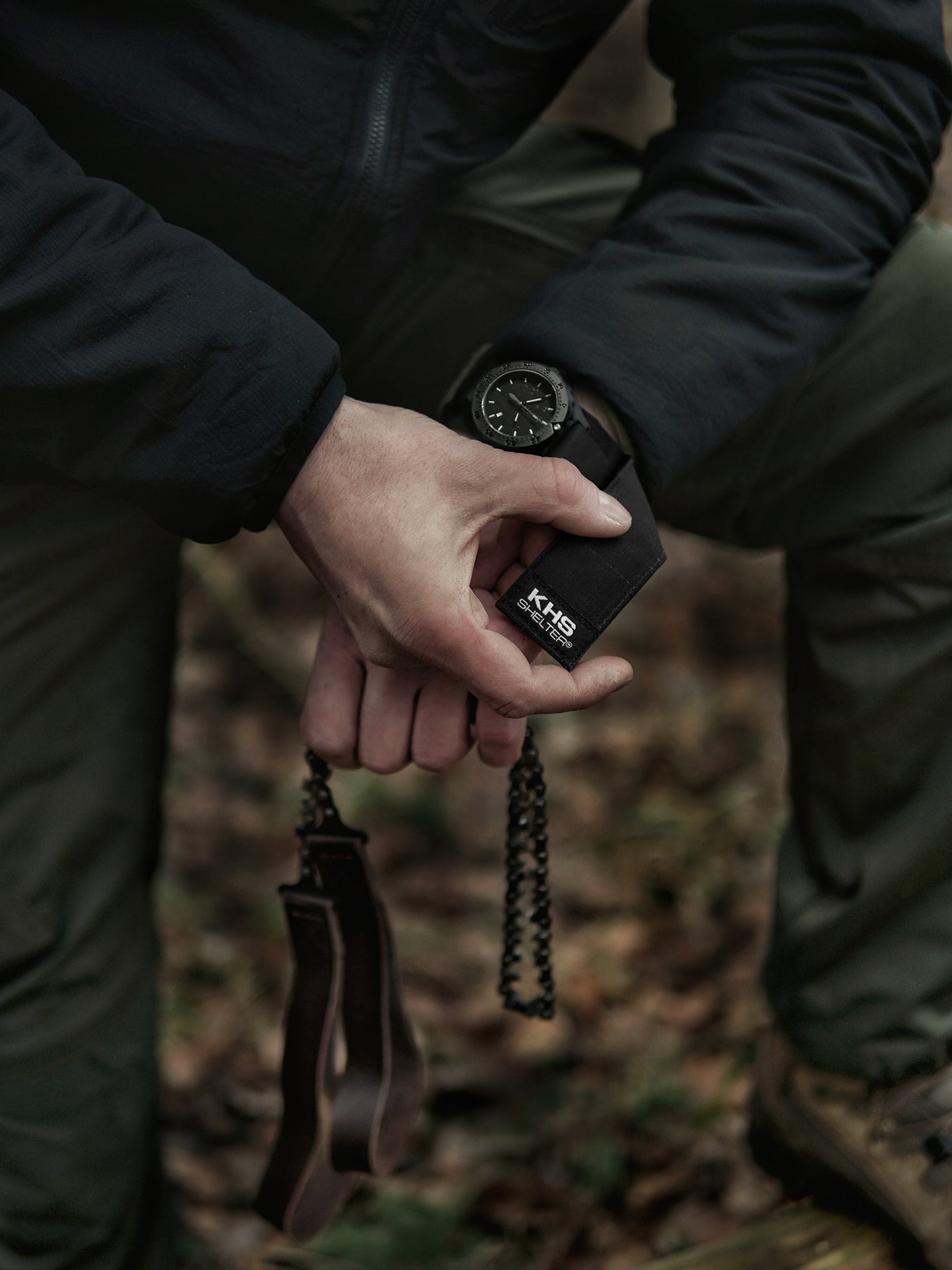 SHELTER® Band Schwarz